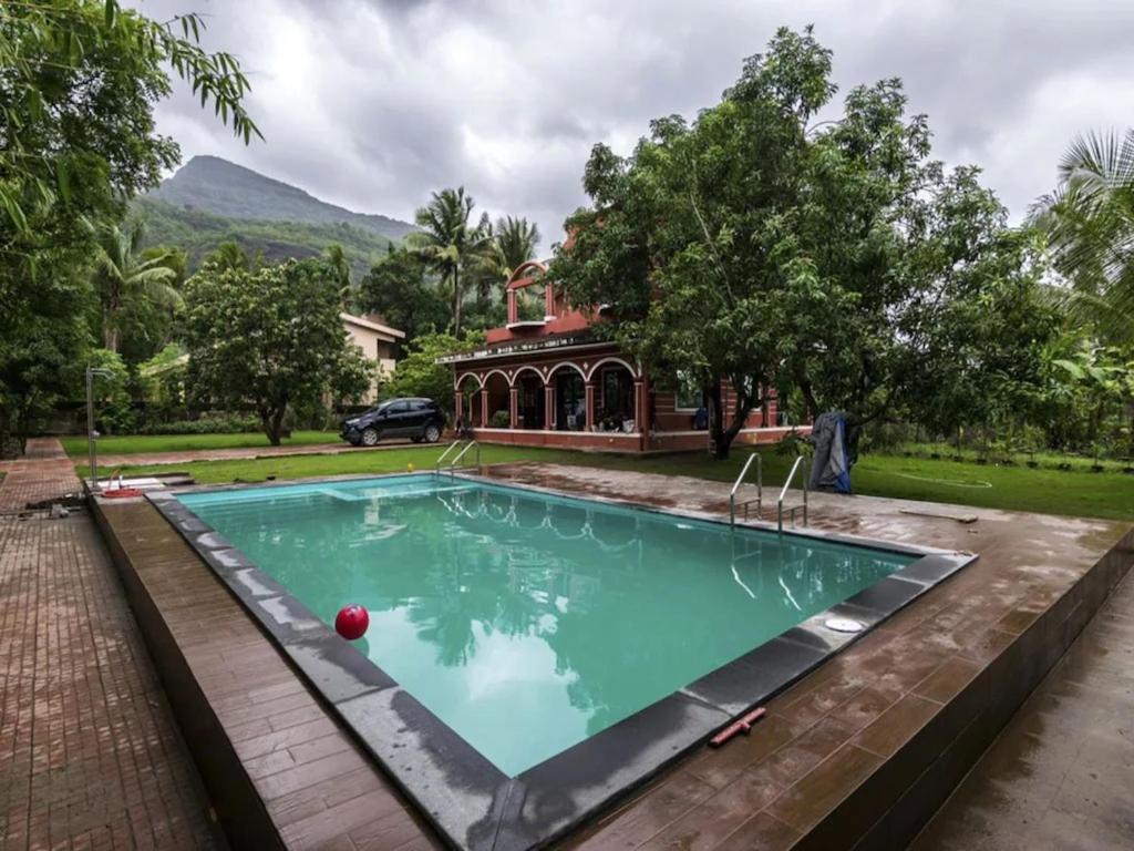 Willa Red House 3Bhk Karjat Zewnętrze zdjęcie
